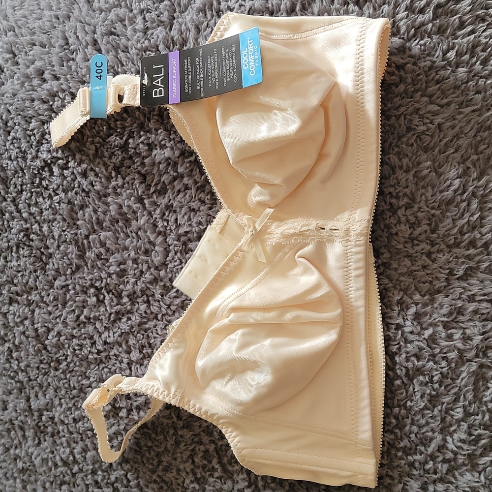 Bali Bra 40C light beige Style 3820